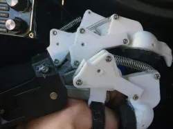 Mechanical exohandpaw-thing