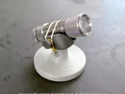 Universal 3D-printable flashlight stand