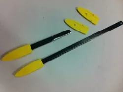 MakerBot build part removal tool