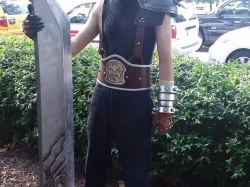 FF7 Cloud Shoulder