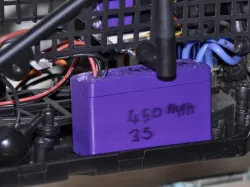 Small LiPo battery box for RC dune buggy