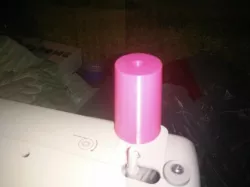 Spool adapter for small sewing machine