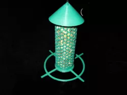 Bird feeder