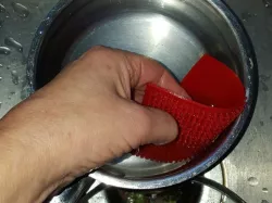Scrubbie (flexible filament)