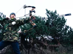 Bow stabilizer - W/ carbon arrow shafts, shock absorber and customizable looks and weight