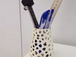 Voronoi pen and pencil holder
