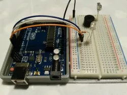 Arduino uno case + small breadboard platform