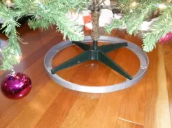 Christmas tree circle