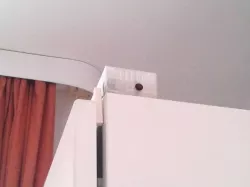 Fridge open door detector