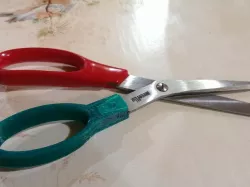 scissors handle