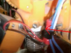 Shim to prevent J-head on Wade Extruder from rocking