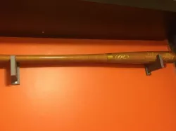 Baseball bat wall mount