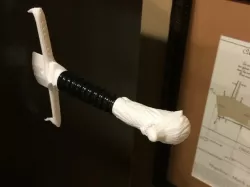 Longclaw in the Wall
