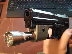 USP FLASHLIGHTRAIL MOUNT