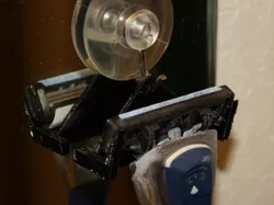 Shaver Holder (Suction Cup)