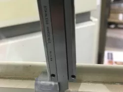 Kitchen Cabinet Glass Clip