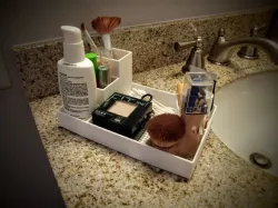 Makeup stand