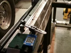 ME8108 Limit switch mount