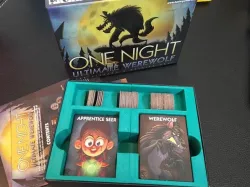 One Night Ultimate Werewolf Box Insert (2 Pieces)