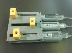 Remote for Hydraulic/Pneumatic arm with syringes
