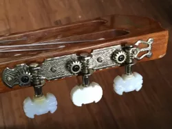 Tuning Peg
