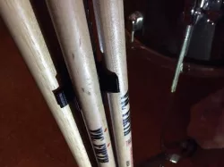 Drumstick holder for two pairs