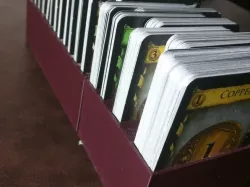 Staggered playing card box