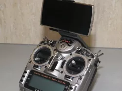 Taranis phone clip