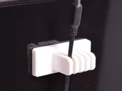 Magnetic Cable Manager