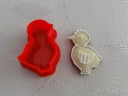 Mini-Chicken Cookie-Cutter