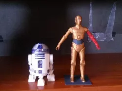 R2D2 in C3PO scale