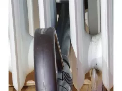 Wall behind Radiator Cleaner for Dyson Vacuum Cleaners