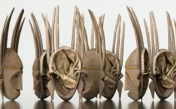Afrikan Mask Carved Wood 48 Low-poly  3D model