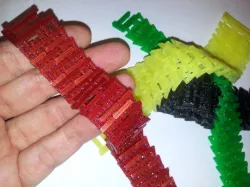 Customizable chainmail bracelet