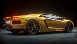 LAMBORGHINI AVENTADOR LP700