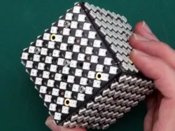 POLONIUM-CUBE