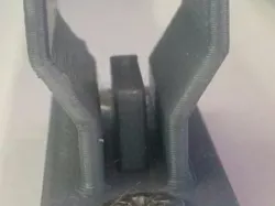 Roller shutter handle clip