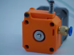 Simple Bowden Extruder