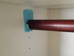 Stangenhalterung für Ikea Besta Schrank