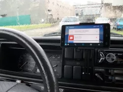 Universal phone holder for car