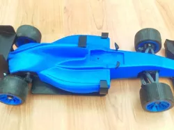 Formula 1 Car with 1/18 Motor