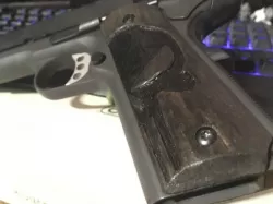 1911 Grips