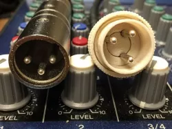 91-MC3M male microphone jack