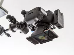 Camera vertical level