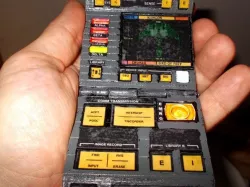 Tricorder with better hinge