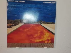 Vinyl wall mount