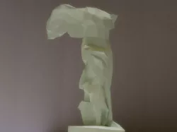Winged Victory of Samothrace - low poly - simplified