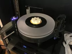 45’s large hole Adapter (1.5 in)