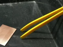 Curved tweezers