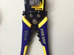 Irwin Self-Adjusting Wire Stripper Wall Mount